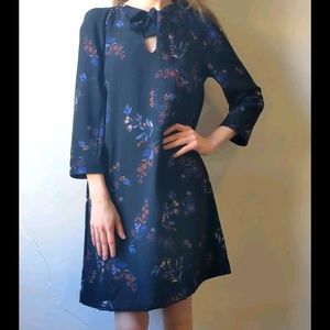 Cute h&m dress, size 2. floral print.